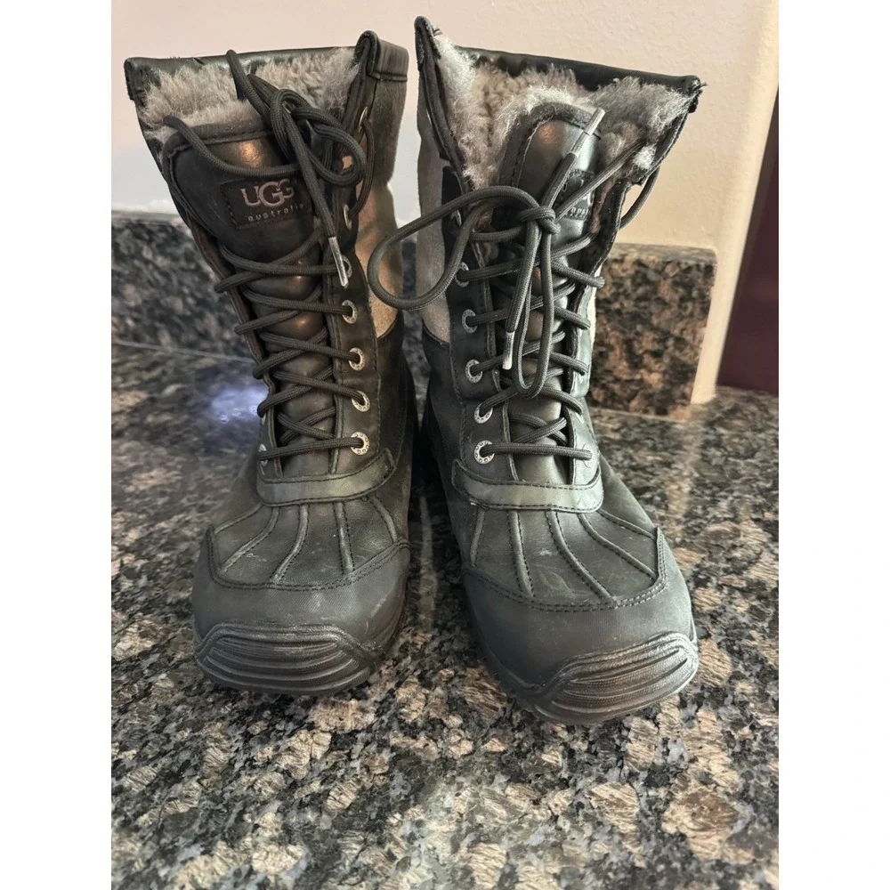 UGG Australia Adirondack II Waterproof Boots Black Gray 1906 Womens Size 7 Snow